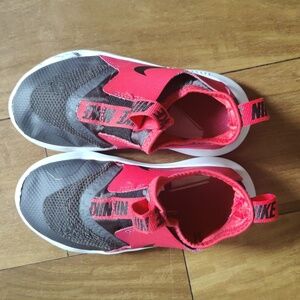 Nike flex runner kids shoes